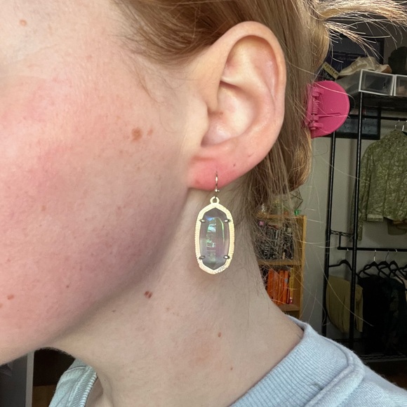 Kendra Scott Small Drop Earrings - Picture 3 of 3